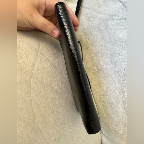 $229 Kate Spade Layton Bow Wallet Wristlet. - Picture 3 of 16